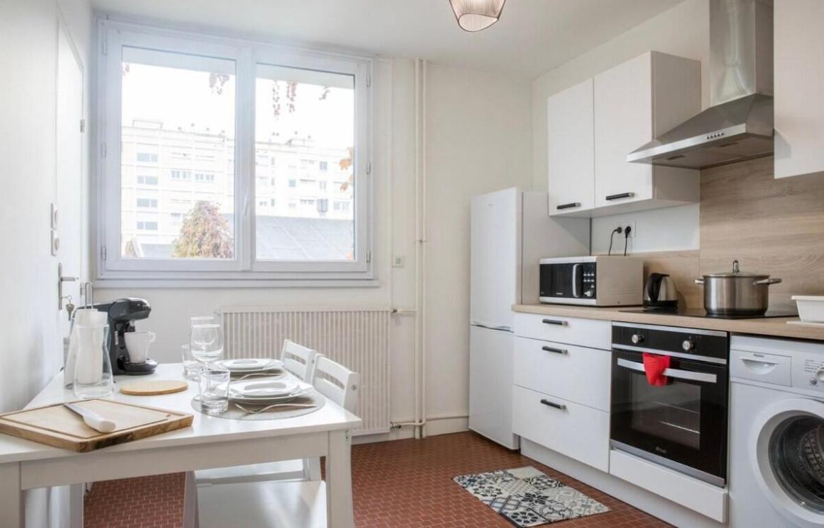 Appartement T1 *